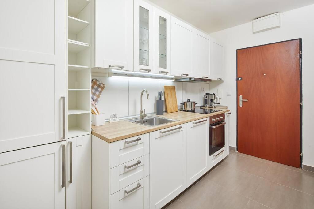 Gentle And Cozy Apartment Right At The Center Prague Exterior photo
